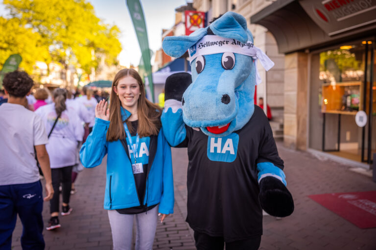 15.05.2025 Unna - AOK Firmenlauf rund um Unna - Upletics Dortmund - Run - Joggen - 5 km durch Unna - Firmenevent -   Copyright Stephan Schuetze