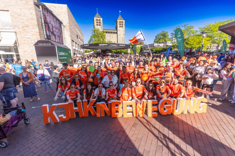 15.05.2025 Unna - AOK Firmenlauf rund um Unna - Upletics Dortmund - Run - Joggen - 5 km durch Unna - Firmenevent -   Copyright Stephan Schuetze