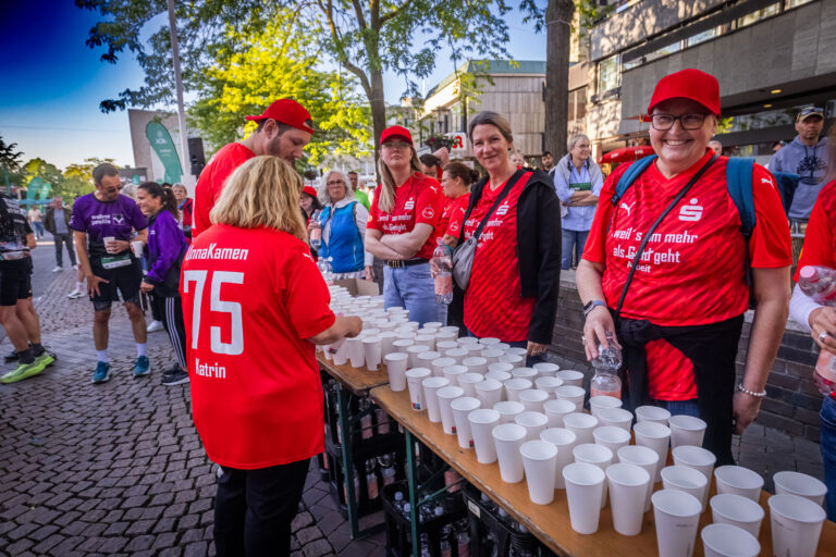 15.05.2025 Unna - AOK Firmenlauf rund um Unna - Upletics Dortmund - Run - Joggen - 5 km durch Unna - Firmenevent -   Copyright Stephan Schuetze