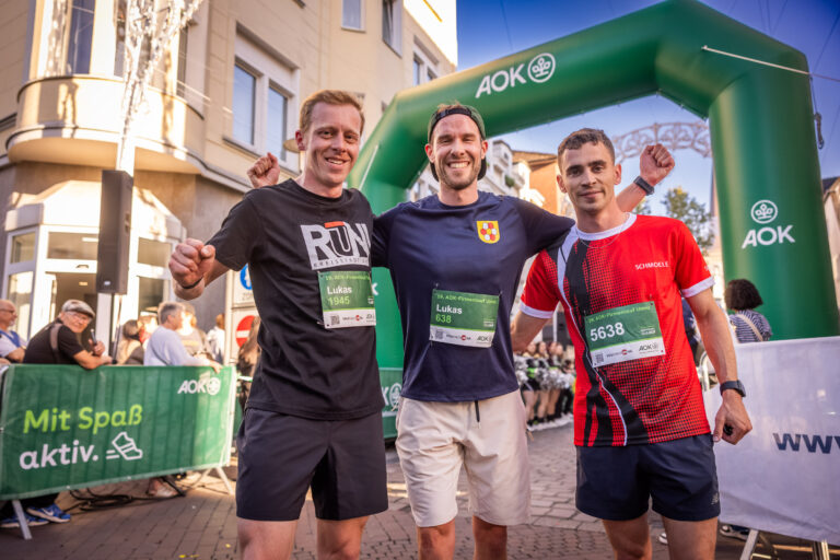 15.05.2025 Unna - AOK Firmenlauf rund um Unna - Upletics Dortmund - Run - Joggen - 5 km durch Unna - Firmenevent -   Copyright Stephan Schuetze