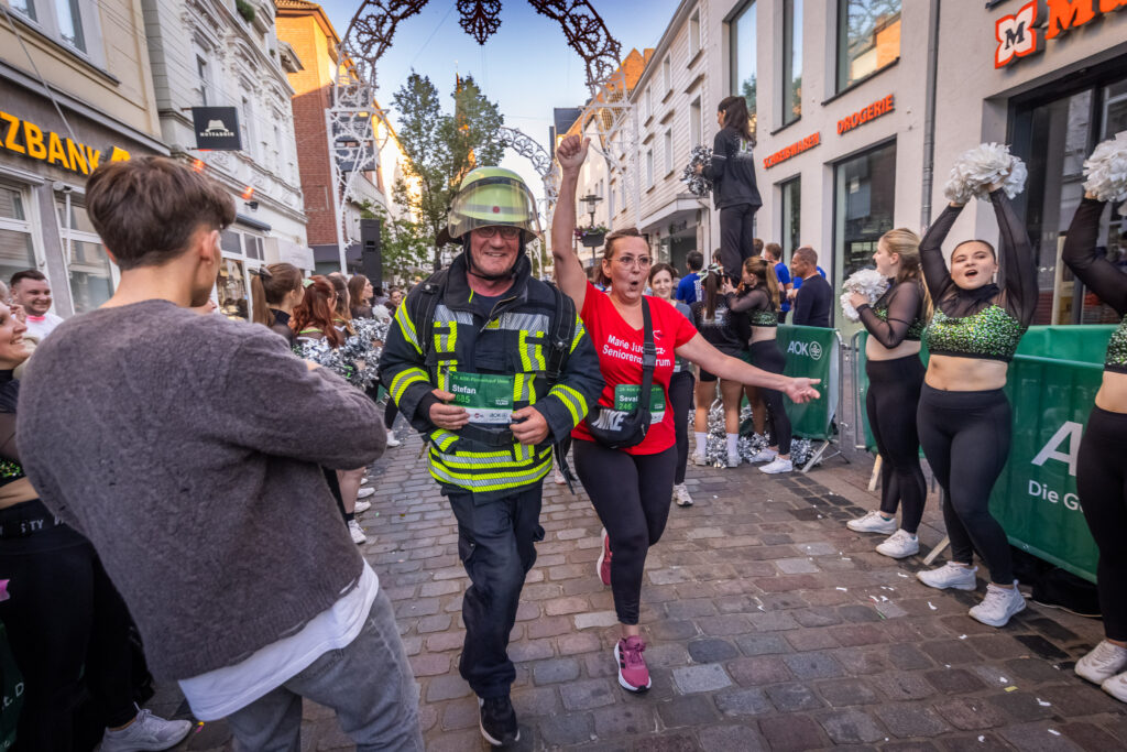 15.05.2025 Unna - AOK Firmenlauf rund um Unna - Upletics Dortmund - Run - Joggen - 5 km durch Unna - Firmenevent -   Copyright Stephan Schuetze