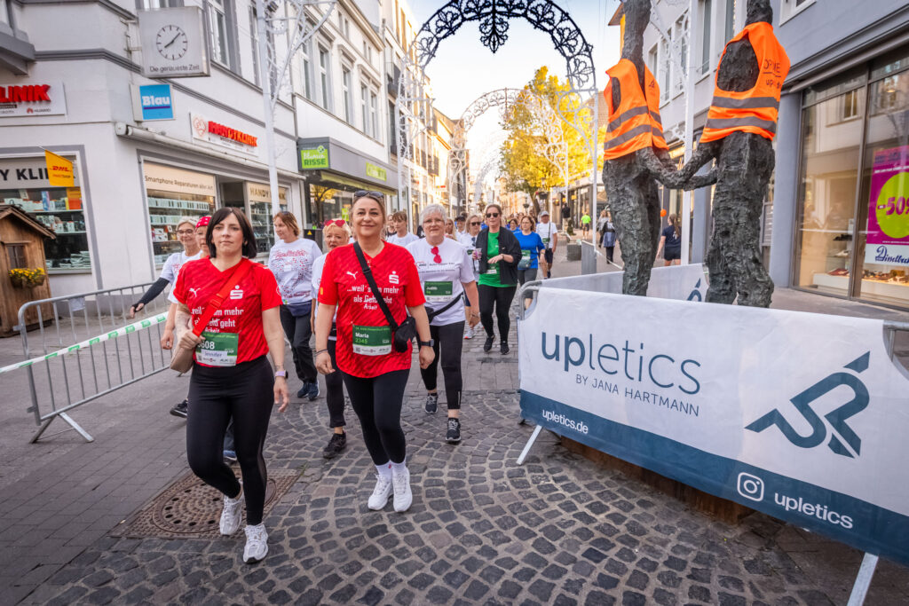 15.05.2025 Unna - AOK Firmenlauf rund um Unna - Upletics Dortmund - Run - Joggen - 5 km durch Unna - Firmenevent -   Copyright Stephan Schuetze